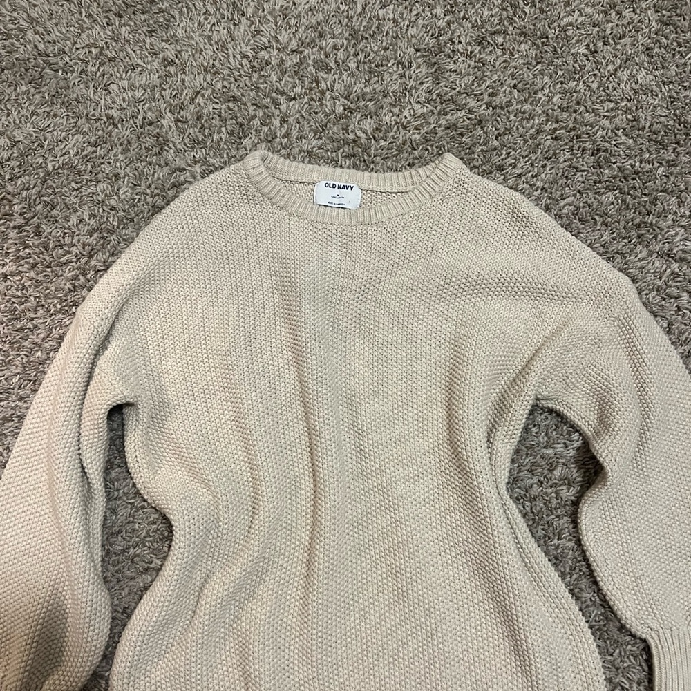 Old Navy Cream Crew Neck Sweater